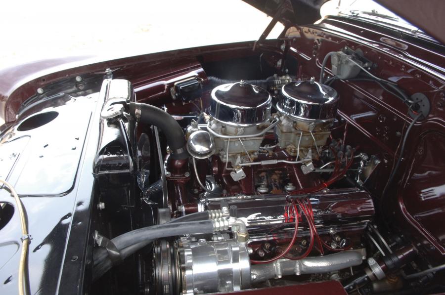  Cadillac Series 62 Coupe DeVille 1949 года  (фото 9 из 9)